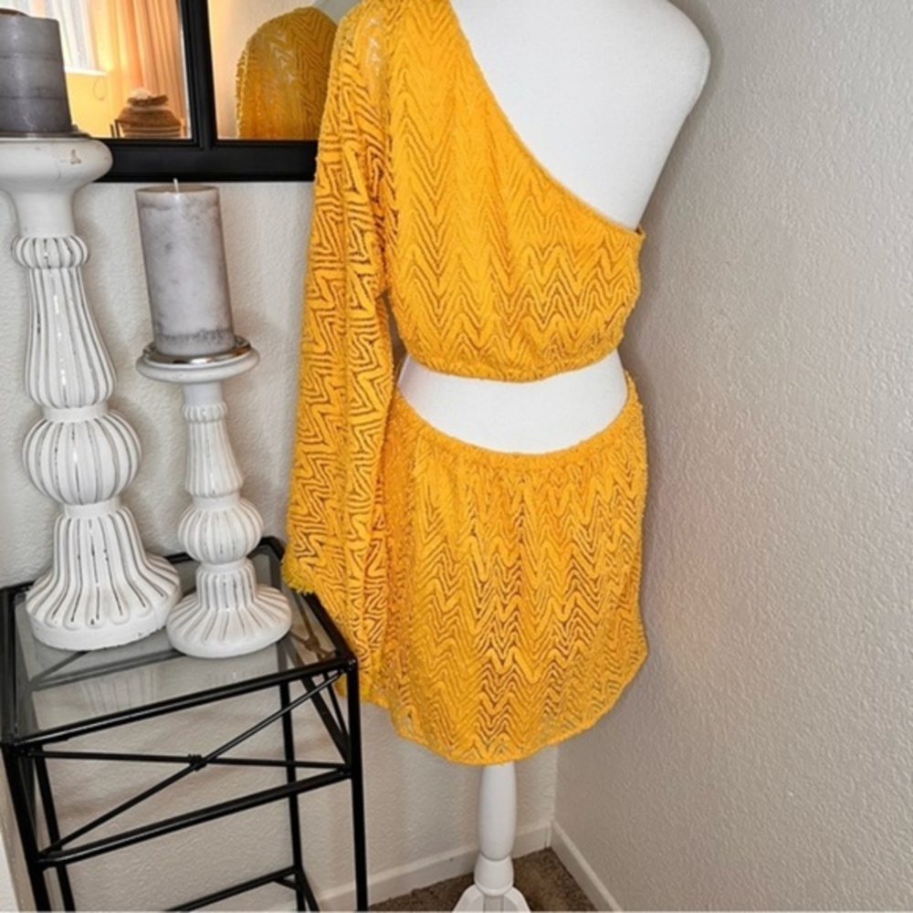 RAMY BROOK Henrietta Dress Yellow Textured Size Large NWT Cutout Flare Sleeve - Picture 7 of 12